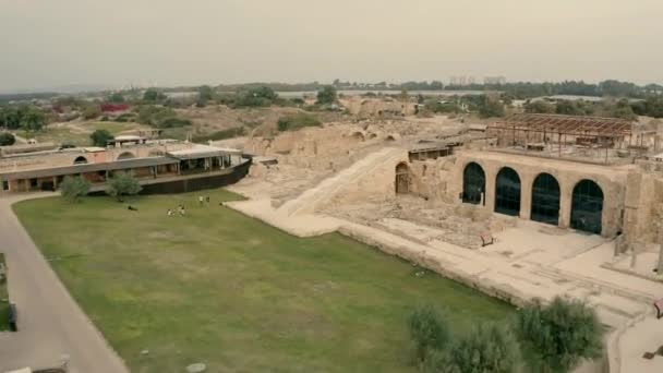 Akdeniz Kıyısındaki Antik Caesarea Nun Insansız Hava Aracı Görüntüleri — Stok video