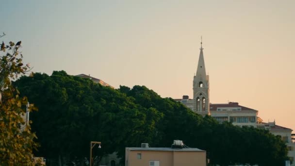 Belo Tiro Uma Vista Pôr Sol Uma Igreja Jaffa Israel — Vídeo de Stock