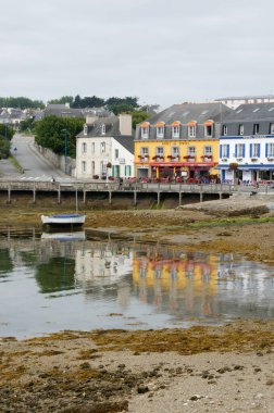 rusting ship wreck on Brittany coast, Finistere, Crozon