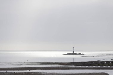 Snequet deniz fenerinde ya da Cotentin yarımadasında, Manche, Fransa 'da Kanal' da gün batımı