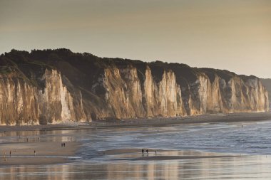 Manzaralar ve Tebeşir uçurumları Fransa 'nın Kanal kıyısı boyunca, Normandiya
