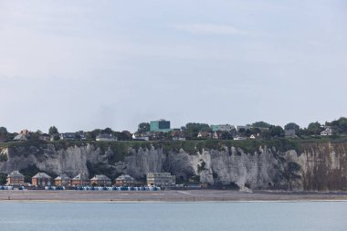 Manzaralar ve Tebeşir uçurumları Fransa 'nın Kanal kıyısı boyunca, Normandiya