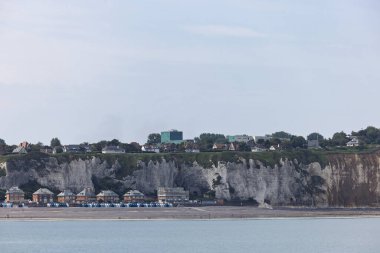Manzaralar ve Tebeşir uçurumları Fransa 'nın Kanal kıyısı boyunca, Normandiya
