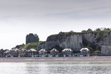 Manzaralar ve Tebeşir uçurumları Fransa 'nın Kanal kıyısı boyunca, Normandiya