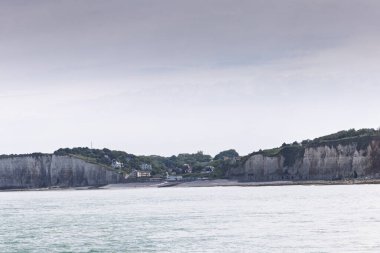 Manzaralar ve Tebeşir uçurumları Fransa 'nın Kanal kıyısı boyunca, Normandiya