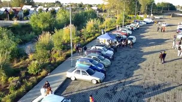 Pessoas Reuniram Uma Reunião Carros Esportivos Cidade Los Angeles Chile — Vídeo de Stock