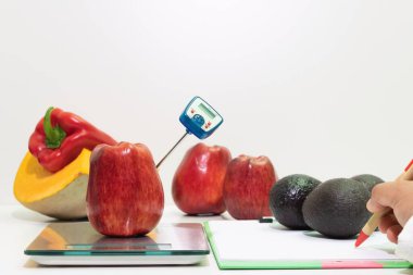 Meyve ve sebzelerde ağırlık ve sıcaklık kontrolü, gıda güvenliği