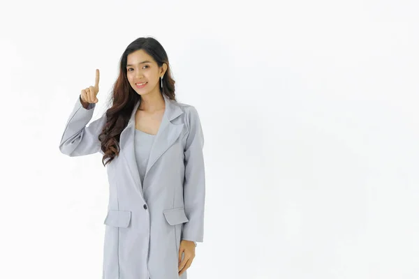 Jovem Asiático Mulher Negócios Stand Mostrando Dedo Para Cima Com — Fotografia de Stock