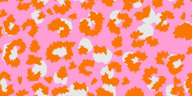 Parlak pembe arka planda turuncu ve beyaz lekeli cesur, dikişsiz leopar deseni. Modern moda, dijital kağıt, çocuk kıyafetleri, moda tekstil, beyan tasarımları için ideal