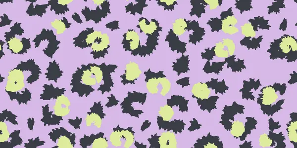 Kusursuz soyut leopar desenli mor, mor arkaplan ve oyuncu siyah ve yeşil noktalar. Moda, tekstil, ambalaj ve modern markalaşma projeleri için mükemmel bir moda vektör tasarımı
