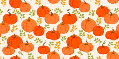 Elle çizilmiş balkabaklarıyla kusursuz vektör deseni ve krem arka planda sonbahar yaprakları. Sonbahar ambalaj kağıdı, tekstil baskısı, ambalaj ve mevsimlik dekorasyon tasarımları