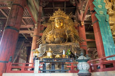 Nara Daibutsu Japonya 'daki en ünlü Buda heykellerinden biridir.