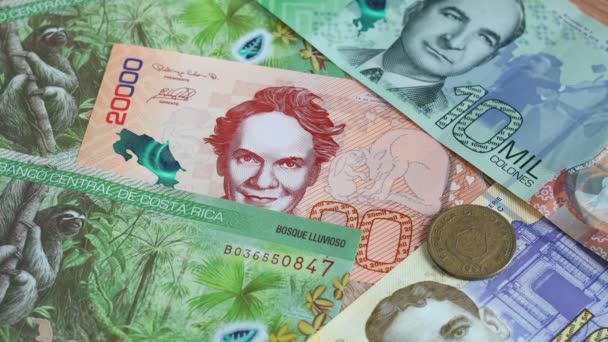 Costa Rica Moneda Monedas Pequeñas Lanzando Billetes Dinero Colones Costarricenses — Vídeos de Stock