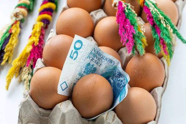 Vacaciones Pascua Precio Los Huevos Polonia Concepto Inflación Creciente Palmas — Foto de Stock