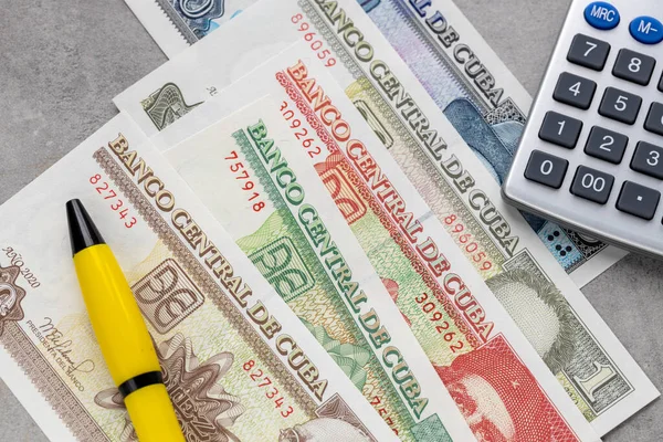 Кубинські Песо Калькулятор Ручка Фінансова Концепція Домашній Бюджет — стокове фото