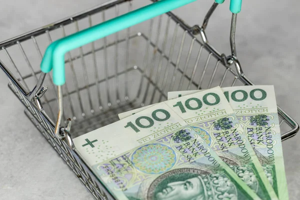 Pénzügyi Koncepció Inflációs Ráta Lengyelországban Árak Boltokban Üres Bevásárlókocsi Lengyel — Stock Fotó