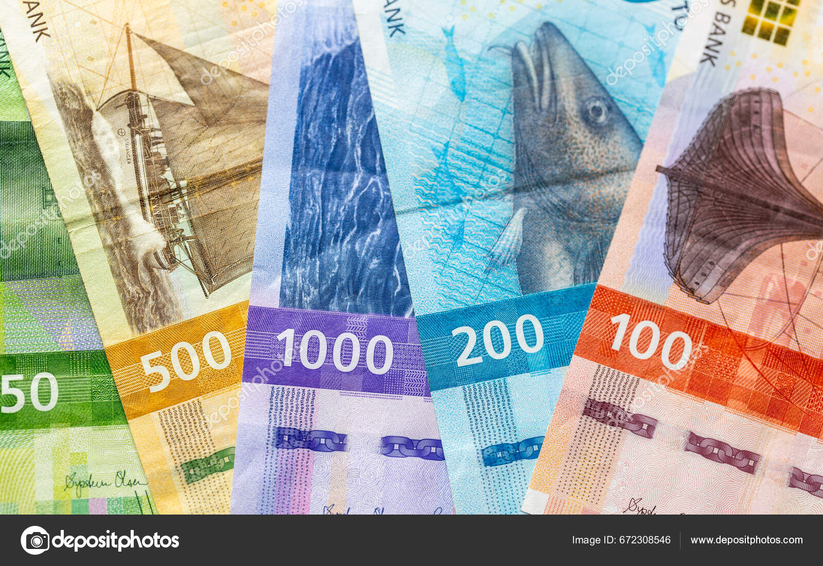 挪威克朗挪威货币所有钞票金融概念——图库图片© rochu_2008 #672308546