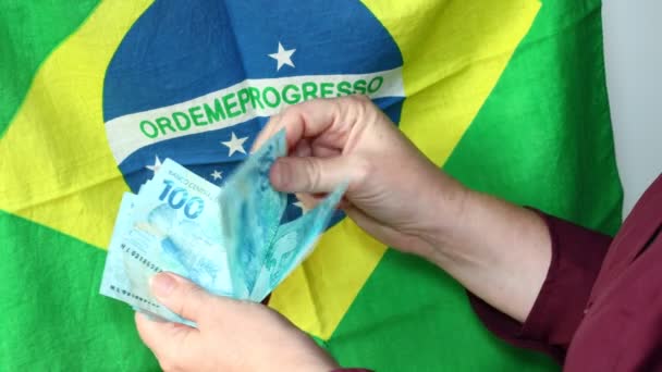 Monnaie Brésilienne Comptage Billets 100 Reais Symbole Drapeau Brésilien Paiement — Video