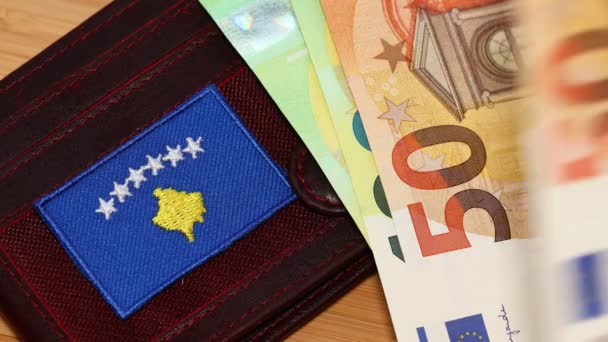 Kosovo Euro Kosovo Beitritt Zur Eurozone Finanzkonzept Eurozahlen Auf Dem — Stockvideo