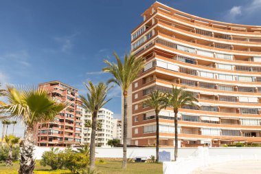 İspanya 'da bir ev. Yeni konut inşaatı. İspanyol konutları kavramı