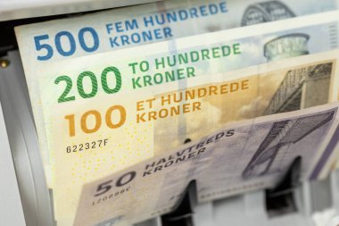 Danimarka parası, Danimarka kron sayma makinesi. Finansal geçmiş, kapat