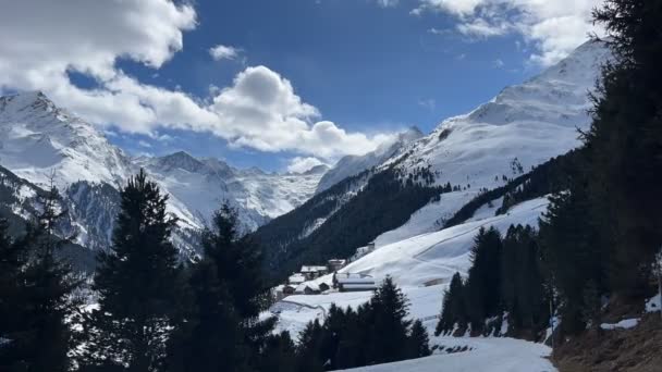 Ein Dorf Den Stubaier Alpen Winter Mit Blick Auf Den — Stock videók