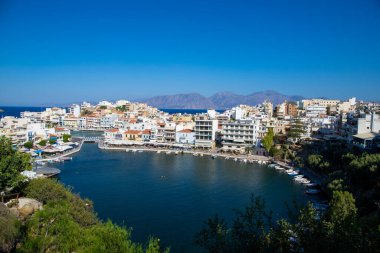 Agios Nuños çimento arazisine mal oldu. Yüksek kalite fotoğraf