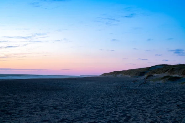 Μπλε Ώρα Στην Παραλία Μετά Ηλιοβασίλεμα Βόρεια Θάλασσα Δανία Υψηλής — Φωτογραφία Αρχείου