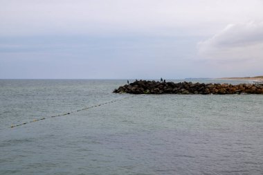 Danimarka 'nın Kuzey Denizi' ndeki taş iskelesi. Yüksek kalite fotoğraf