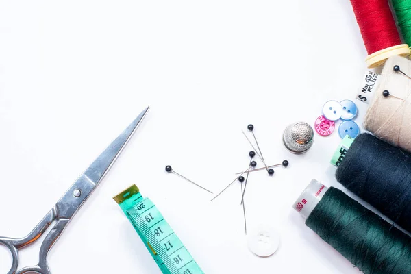 Dikiş zamanı için hazırlanıyorum.