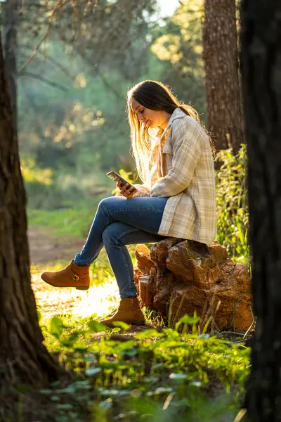 Young Girl Relaxes Walking Beautiful Forest Sunset — 스톡 사진