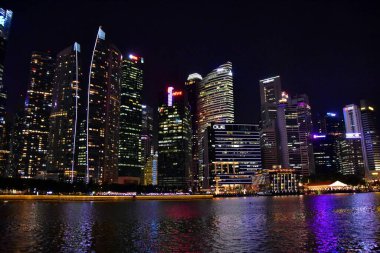 Marina Körfezi, Singapur - 19 Şubat 2019: Singapur 'un Tarihi Binaları ve Turist Çekimleri.
