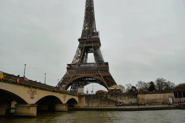 Párizs Franciaország November Látványos Kilátás Eiffel Toronyra Párizsban — Stock Fotó