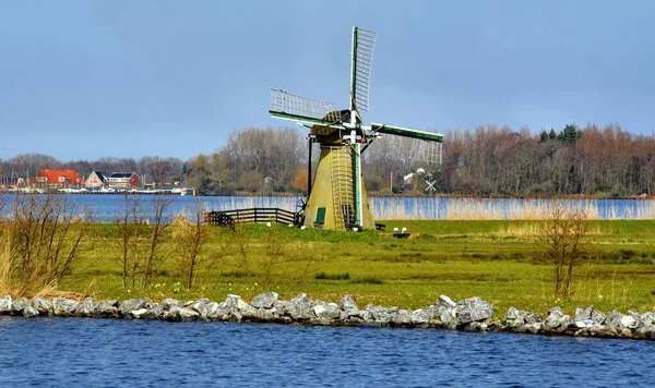 Traditional Dutch Windmill Canal Netherlands — Stock Photo, Image