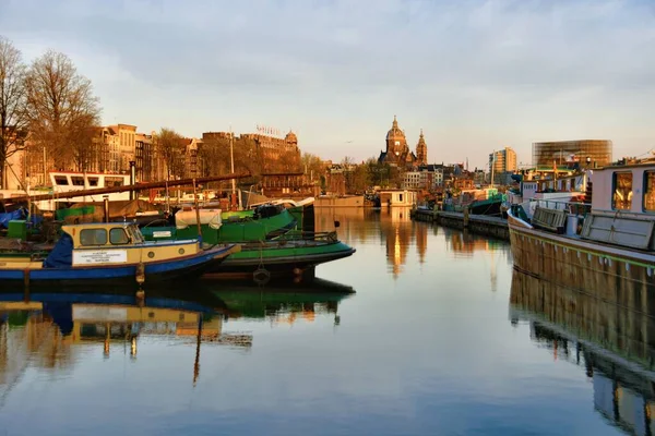 Амстердам Нідерланди Квітня 2023 Приголомшливий Вид Амстердамські Канали Центрі Міста — стокове фото