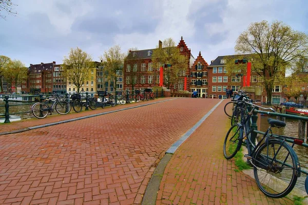 Amsterdam Paesi Bassi Aprile 2023 Suggestiva Veduta Dell Architettura Della — Foto Stock