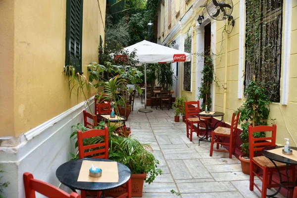Atenas Grécia Outubro 2021 Vista Restaurante Rua Distrito Plaka Atenas — Fotografia de Stock