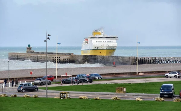 stock image Dieppe, France - January 11, 2023: arrival of the ferry boat to the Dieppe port