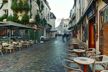 DIJON, FRANCE 'daki eski kasaba ve tarih merkezi