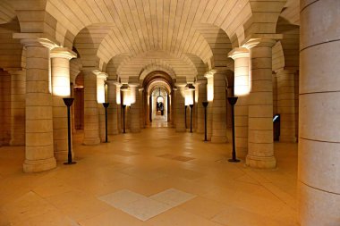 Paris, Fransa - 21 Haziran 2023: Pantheon 'un İçi Fransa' nın büyük insanlarının gömüldüğü yer