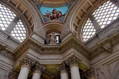 Barselona, İspanya - 02 Mart 2024: Barcelona Ulusal Sarayı veya Barcelona 'daki Palau Nacional