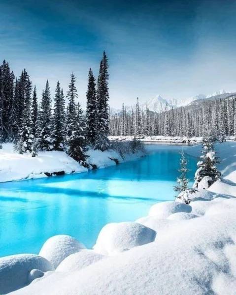Озеро Морейн Долине Десяти Пиков Зимой Национальный Парк Банфф Альберта — стоковое фото