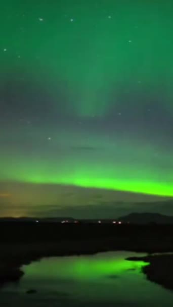 Ζήστε Την Εκπληκτική Ομορφιά Του Borealis Aurora Στο Νησί Βανκούβερ — Αρχείο Βίντεο
