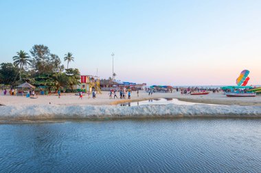 Colva Sahili 'nde güzel bir gün batımı - Güney Goa, Hindistan