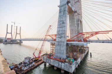 Yeni Zuari Köprüsü 29 Aralık 2022 'de Bay Nitin Gadkari tarafından açılacak. Dilip Buildcon Ltd. 'den ikiz 4 Lane Zuari Köprüsü. Konum: Cortalim, Goa - Hindistan 