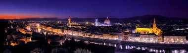 Floransa 'nın hava manzarası, günbatımı, Arno nehri, Santa Maria del Fiore
