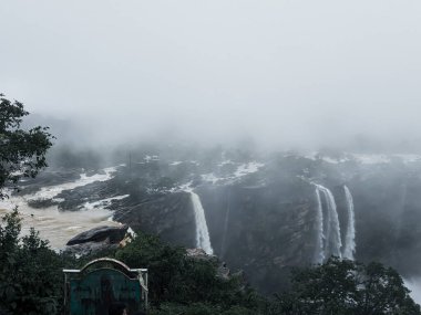 Jog Falls Güzelliği, Karnataka - Büyüleyici Sisli Dünyaca Ünlü Şelaleler