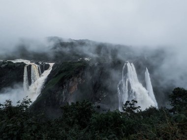 Jog Falls Güzelliği, Karnataka - Büyüleyici Sisli Dünyaca Ünlü Şelaleler