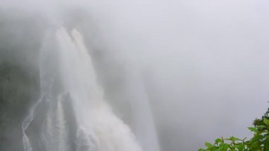 Jog Falls Güzelliği, Karnataka - Büyüleyici Sisli Dünyaca Ünlü Şelaleler