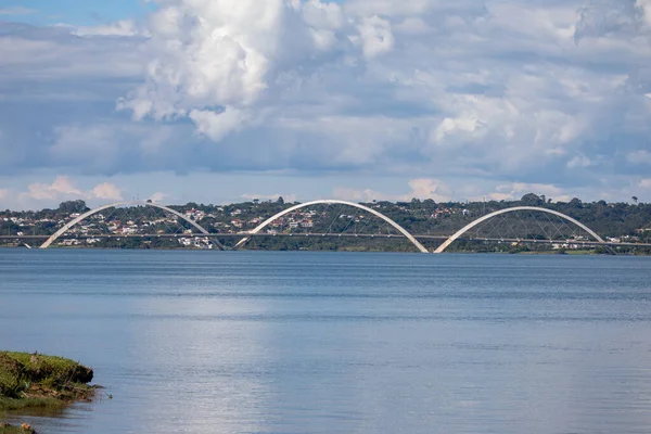 Γέφυρα Στη Λίμνη Παράνο Στη Μπραζίλια — Φωτογραφία Αρχείου